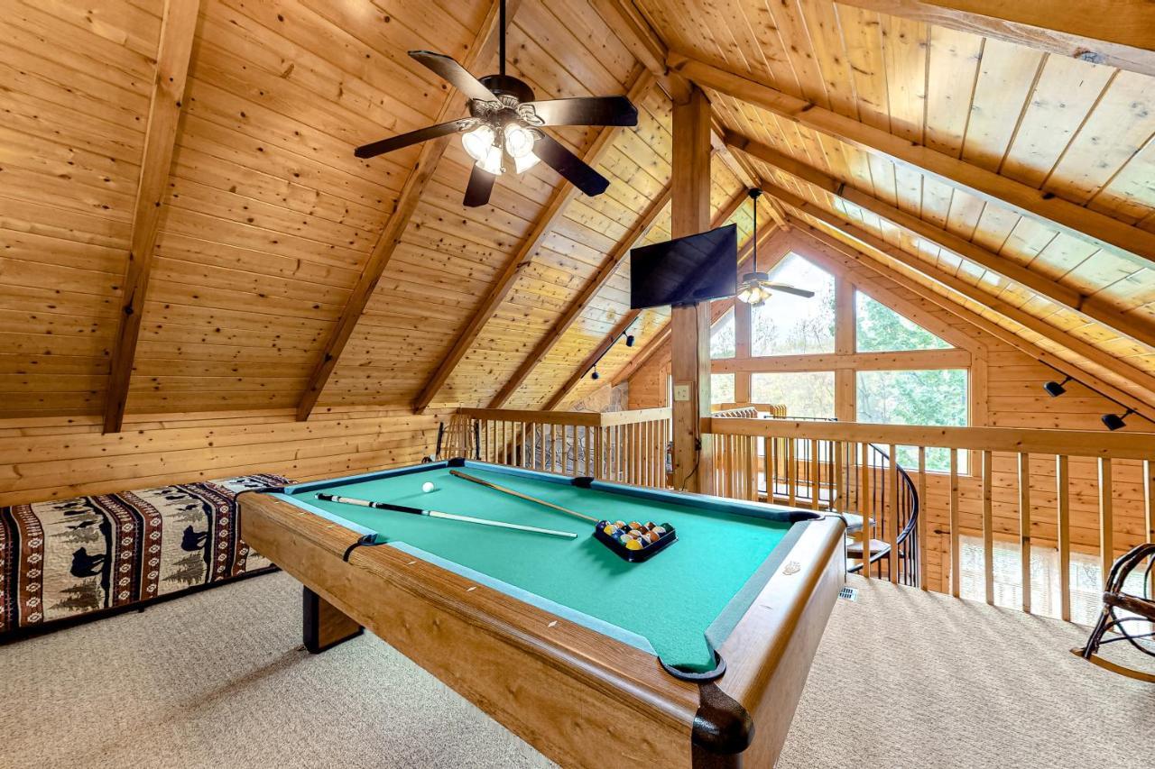 Daa Bear'S Lodge Gatlinburg Exterior photo