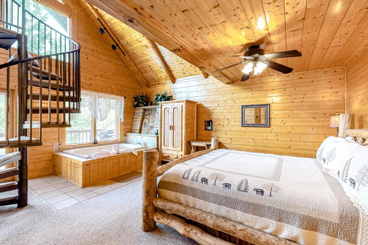 Daa Bear'S Lodge Gatlinburg Exterior photo